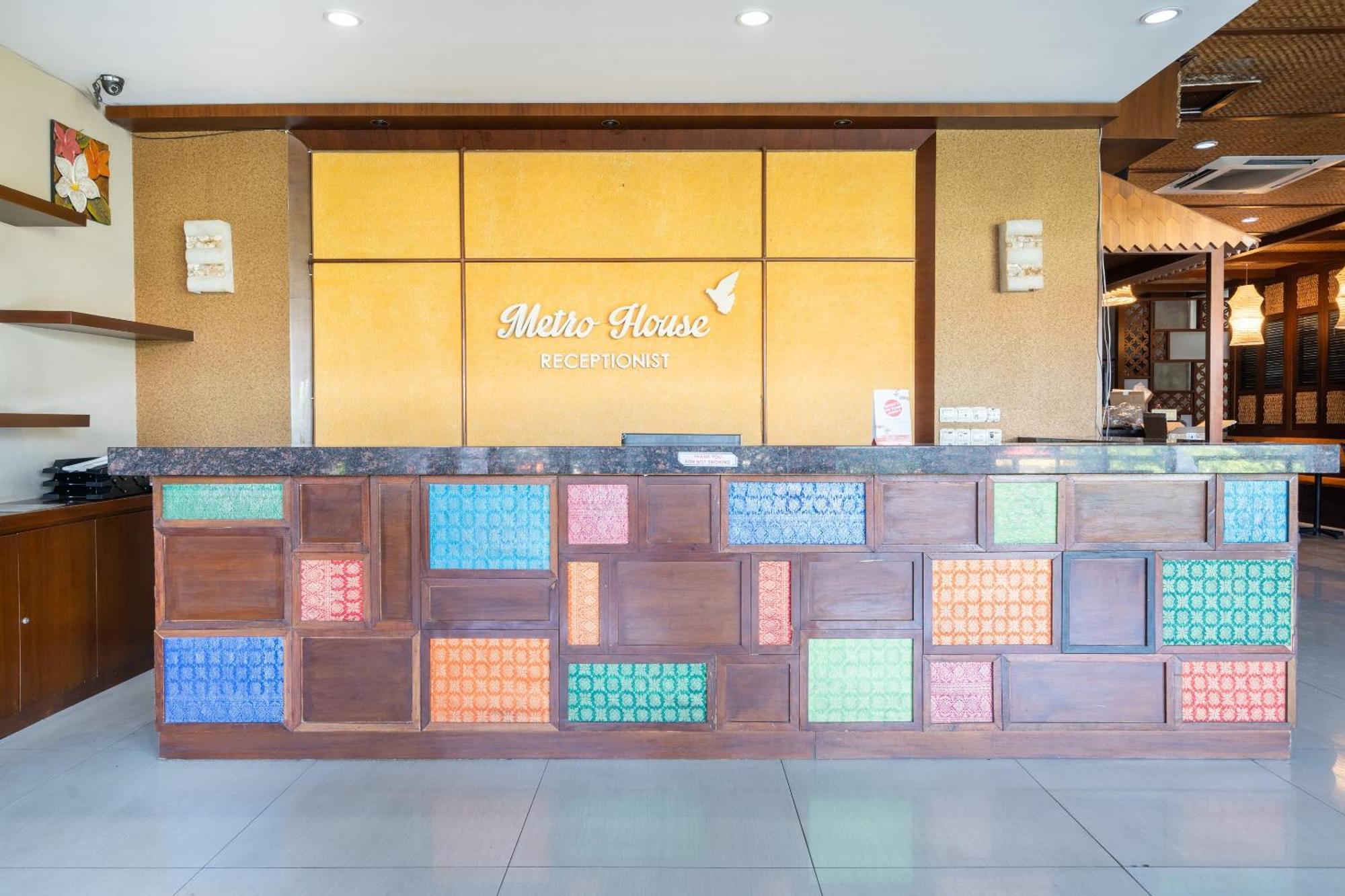 Super Oyo Flagship 91863 Metro House Hotel Surabaia Exterior foto