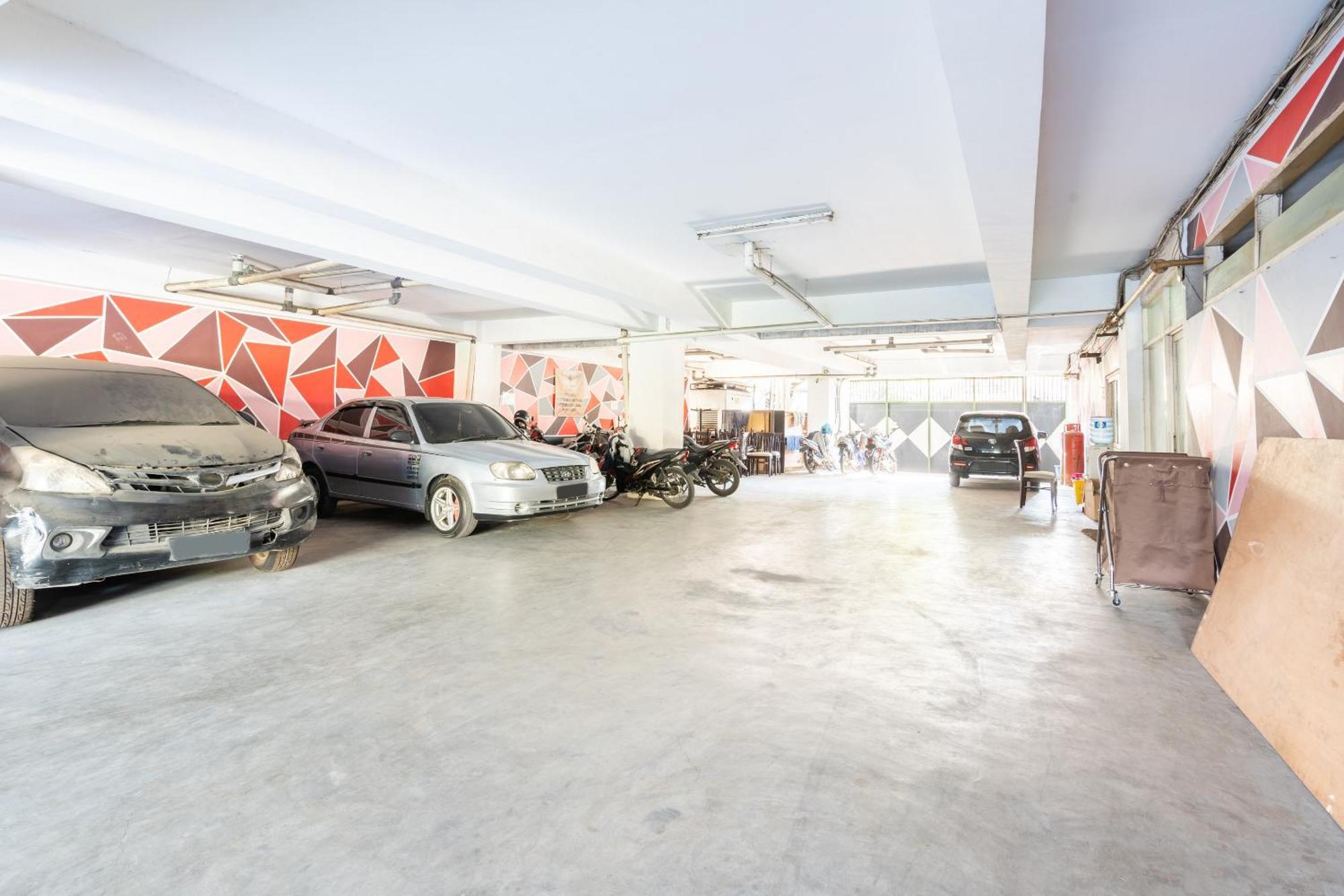 Super Oyo Flagship 91863 Metro House Hotel Surabaia Exterior foto