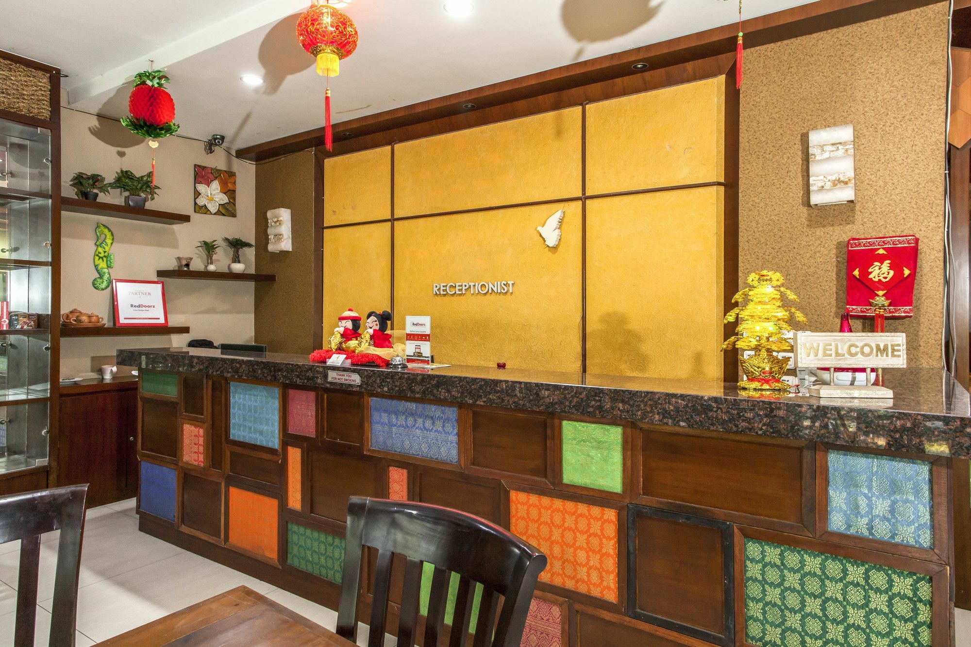 Super Oyo Flagship 91863 Metro House Hotel Surabaia Exterior foto